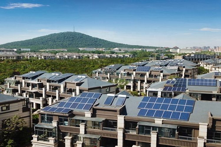 How to calculate how big a solar photovoltaic system is needed at home?